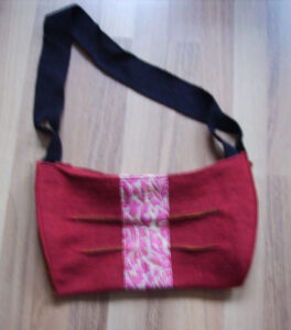 Rote Filztasche