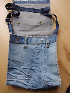 Jeanstasche